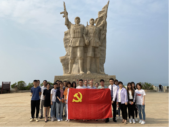 碧海丹心，邁向勝利的起點(diǎn)-美蘭免稅走進(jìn)海南解放公園開(kāi)展黨史學(xué)習(xí)教育活動(dòng)